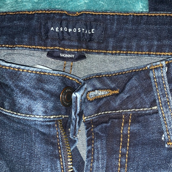 Aeropostale Jeans - Picture 2 of 3